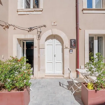 Ortigiadreamrooms 12 * סירקוזה